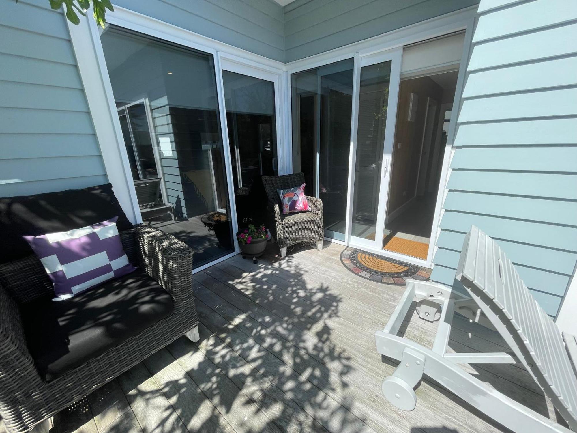 Downtown Mount Cottage Mount Maunganui Exterior photo